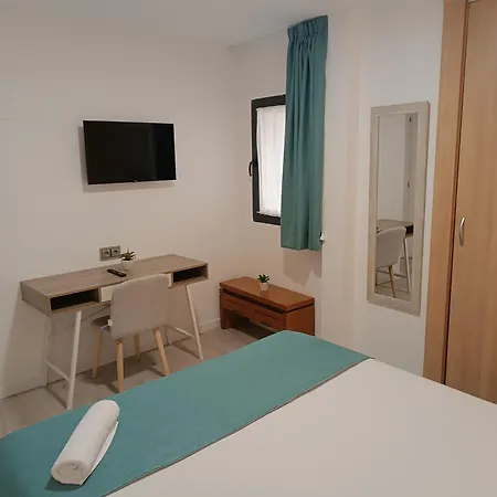 Apartamentos Turisticos Avila Puerta Del Puente 1-3 Exterior photo
