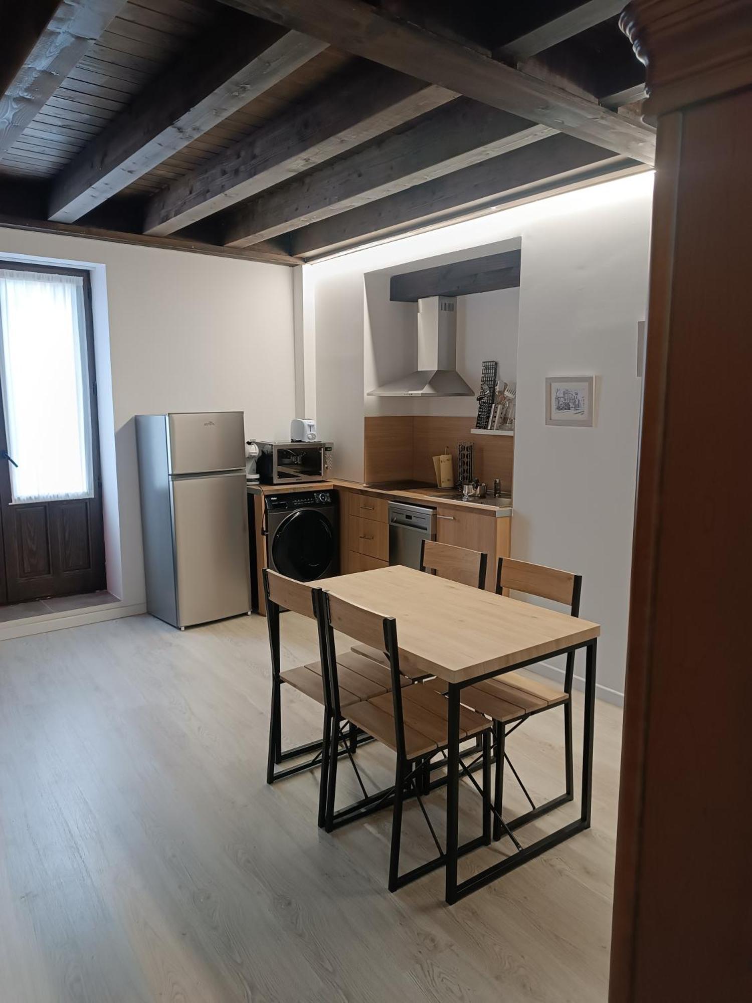 Turisticos Puerta Del Puente 1-3 Apartment